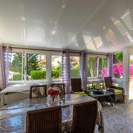 He Euphoria سان ميجيل دي ساليناس